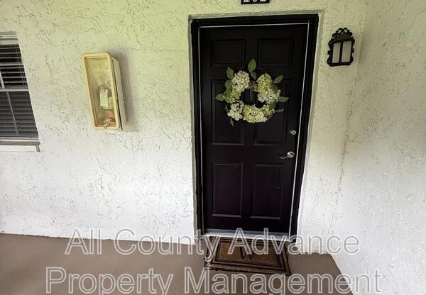 230 N BAYSHORE BLVD