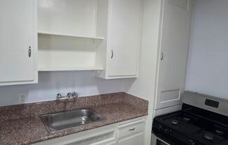 1 bed, 1 bath, 450 sqft, $1,695, Unit 2705B