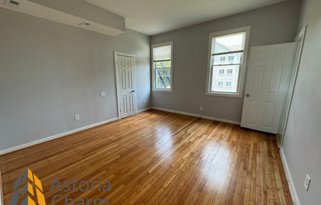 1 bed, 1 bath, $1,100, Unit 3508 Clifton Ave Unit B1