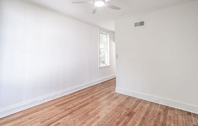 2 beds, 2 baths, $1,850, Unit 412