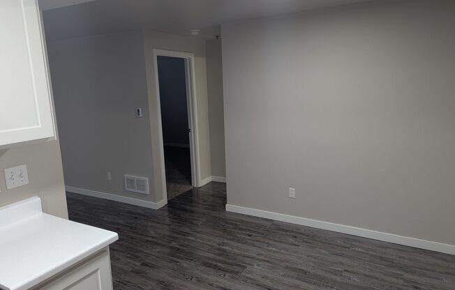 1 bed, 1 bath, 677 sqft, $1,640, Unit J204