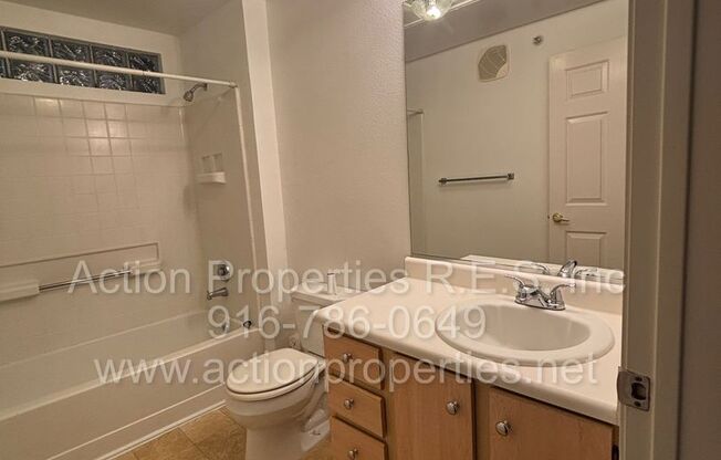 2 beds, 2 baths, $2,000, Unit # 1516