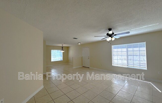7326 E BANK DR