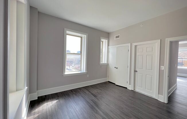 2 beds, 2 baths, 912 sqft, $1,950, Unit 503