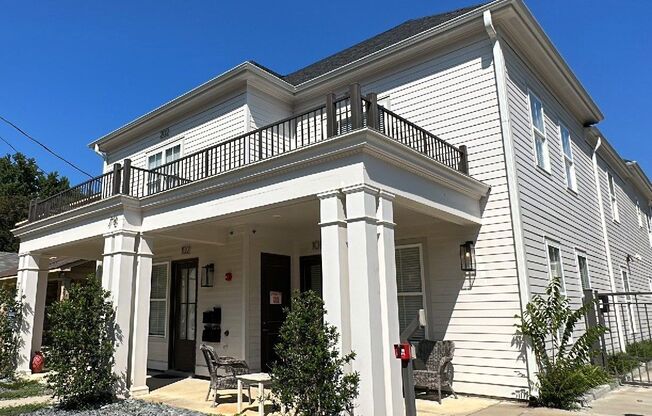 Overton Square Flat Now Available for lease @ 78 N. Rembert!