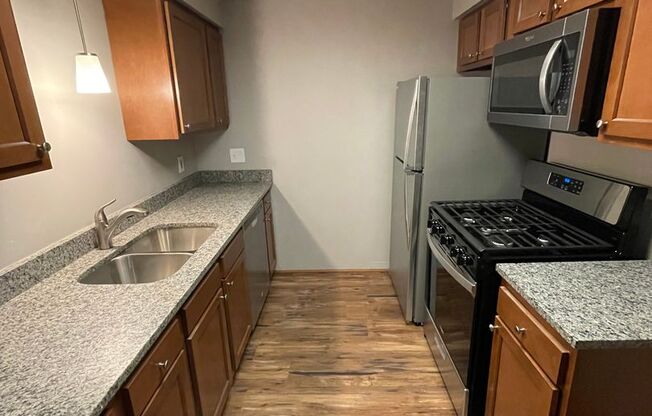 41-43 Center Ave - (26174)