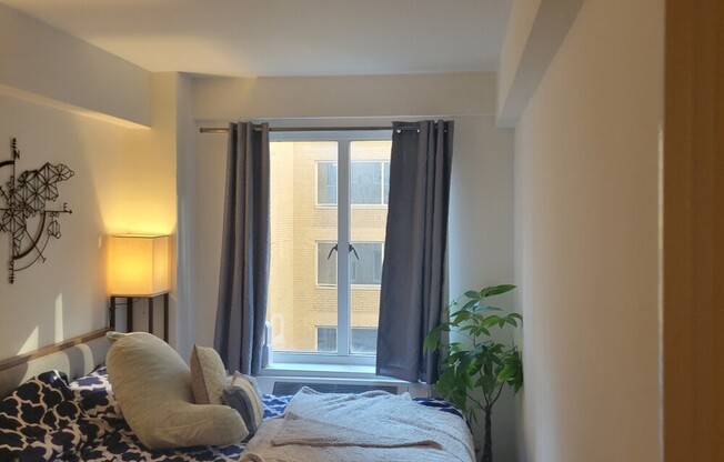 1 bed, 1 bath, 762 sqft, $6,250, Unit 9G