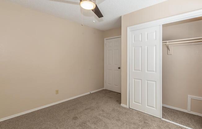 2 beds, 1 bath, 719 sqft, $1,399