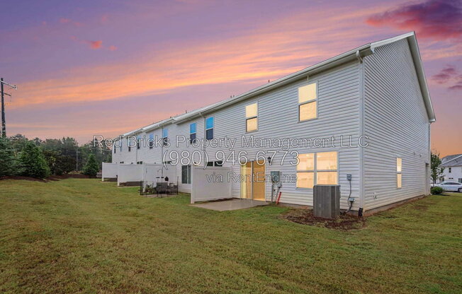 4 beds, 2.5 baths, 1,616 sqft, $1,995