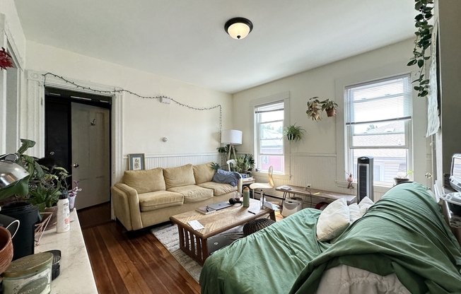 146 WEBSTER AVE