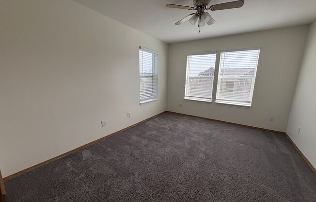 2 beds, 2 baths, 1,018 sqft, $1,450, Unit 354-3008