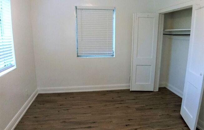 1 bed, 1 bath, 700 sqft, $1,425, Unit 5