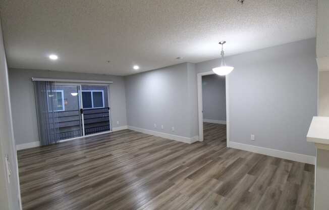 Livingroom with French Balcony