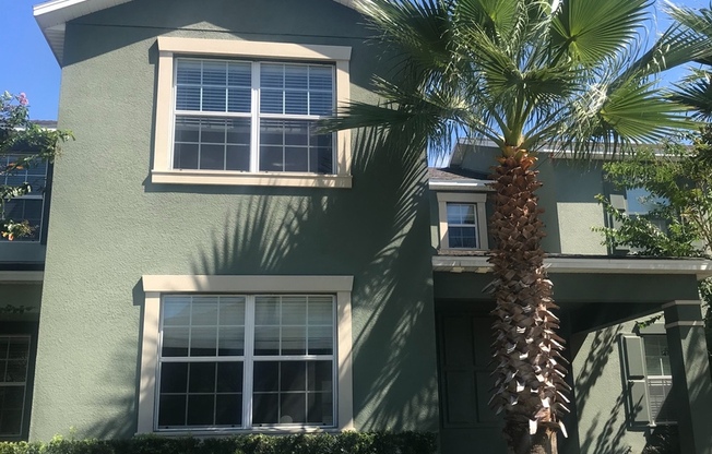 4 bedroom independence Winter Garden townhouse for rent (internet/cable included in the rent)