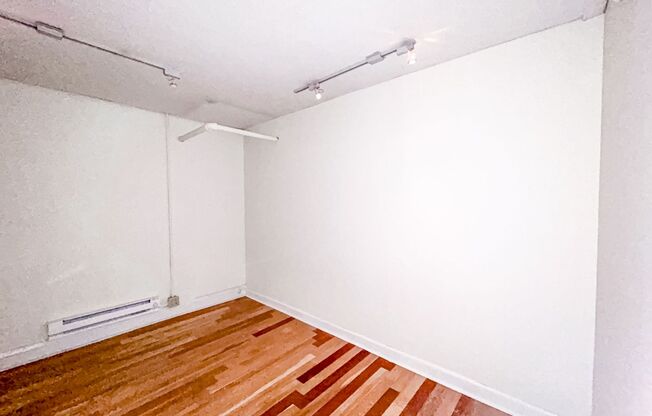 Studio, 1 bath, 600 sqft, $895, Unit 3609