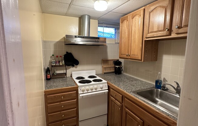81 ACADEMY HL RD