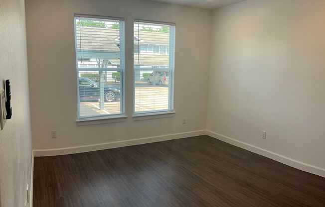 1 bed, 1 bath, 793 sqft, $1,150, Unit 268