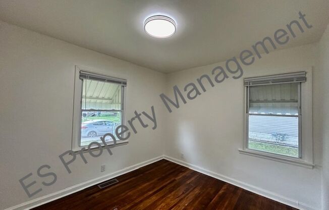 2 beds, 1 bath, $1,150