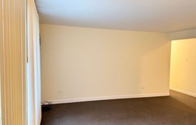 9036-42 S Cottage Grove Ave.