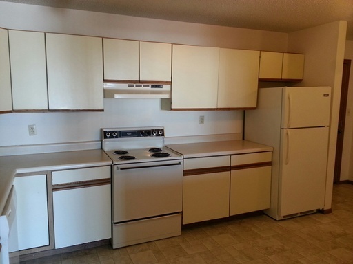 2 beds, 1 bath, 750 sqft, $745, Unit 305