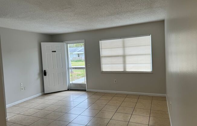 ZEPHYRHILLS 2/1 DUPLEX