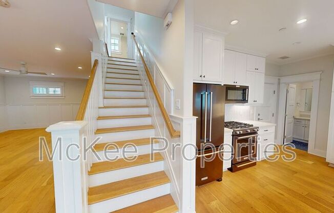 163 DONAX AVE