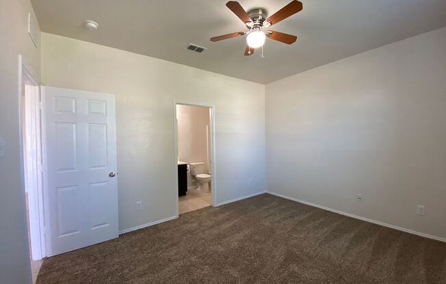 "Fort Worth Homes for Rent" 4/3/2 Eagle MTN-Saginaw ISD