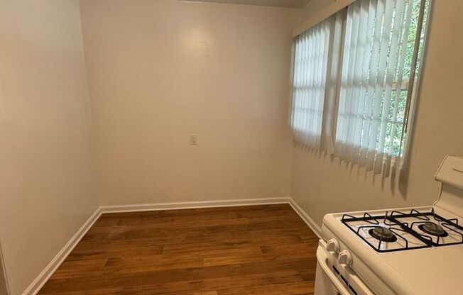 1 bed, 1 bath, 481 sqft, $2,095, Unit 37