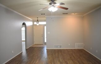 3 beds, 2 baths, $1,650