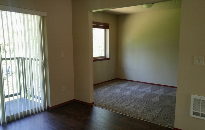 Studio, 1 bath, 464 sqft, $1,350, Unit 202