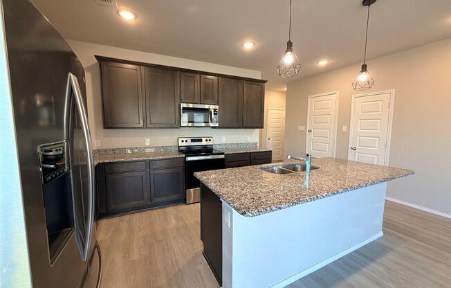 7600 Gangway Drive, Fort Worth, Texas 76179