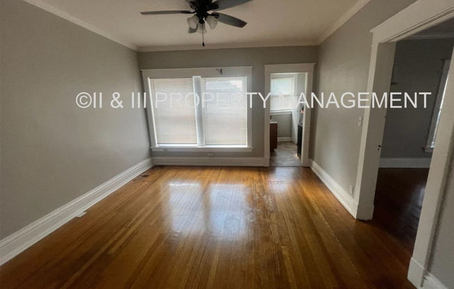 221 W 37 ST