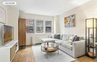 77 E 12 ST
