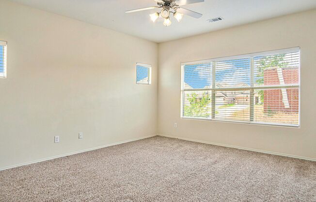 3 beds, 2.5 baths, $1,950