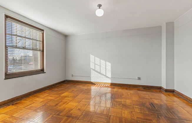 1 bed, 1 bath, 530 sqft, $895, Unit 319