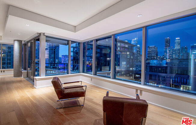 2 beds, 2.5 baths, 2,320 sqft, $6,700, Unit 1511
