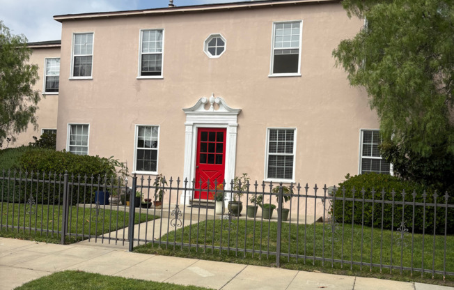 1802 Ocean Park Blvd., Santa Monica, CA 90405