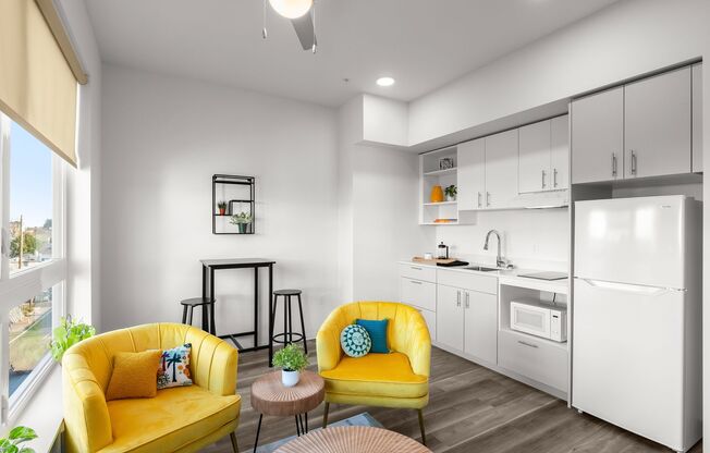 1 bed, 1 bath, 435 sqft, $1,350