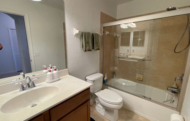 2 beds, 2 baths, $1,950