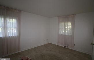 2 beds, 2 baths, $2,400