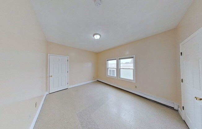 33 ELMORE ST