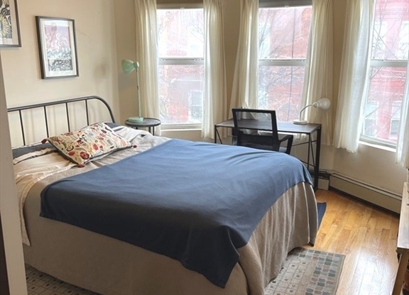 1 bed, 1 bath, 500 sqft, $2,750, Unit 7(3C)