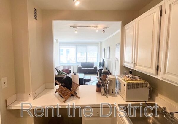 1330 New Hampshire Ave NW