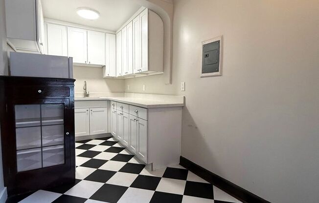 Studio, 1 bath, 510 sqft, $1,550, Unit 111