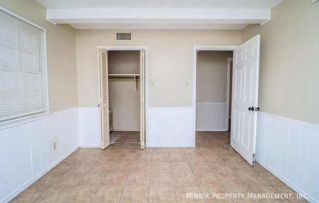 2 beds, 1 bath, 1,268 sqft, $800