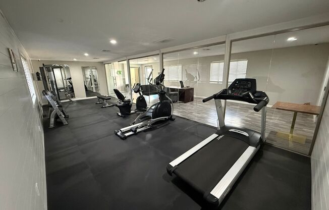 Studio, 1 bath, 575 sqft, $995, Unit 3620-50
