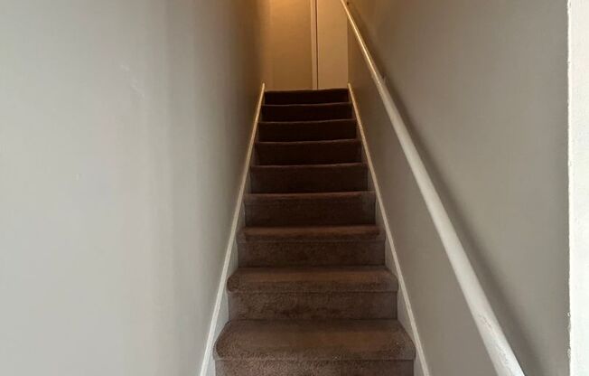 3 beds, 2.5 baths, 1,636 sqft, $1,379, Unit 729