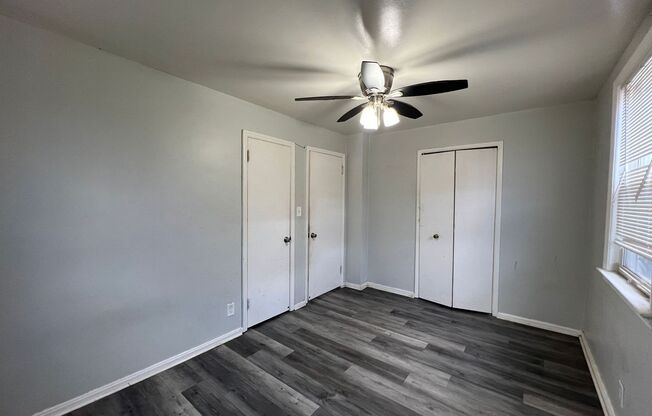 2 beds, 1 bath, $1,100, Unit Unit 3