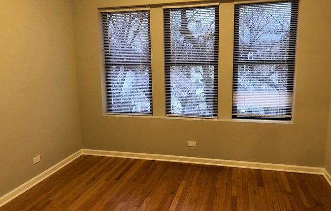 2 beds, 1 bath, $1,700, Unit 4255 #2