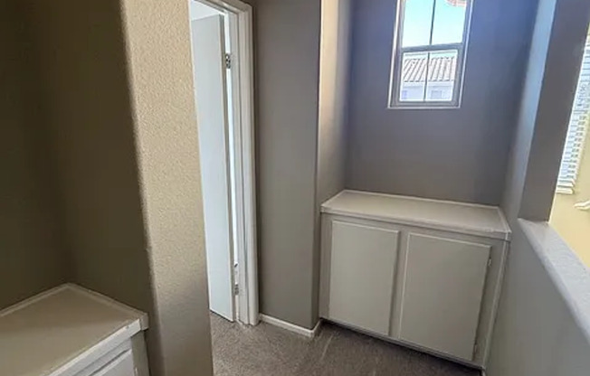 2 bedroom 2 bathroom in Scripps Ranch